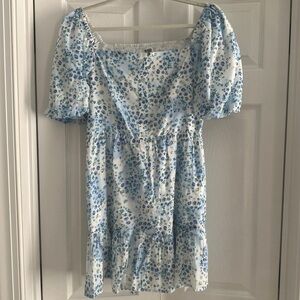 BB Dakota blue & white flower dress